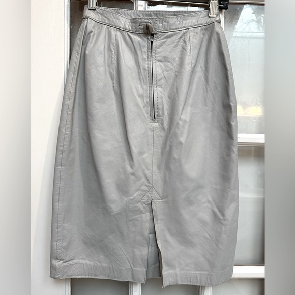 Vintage Wilson’s Leather 80’s Genuine Leather Dove Grey Midi Skirt Size 6 Small - Picture 2 of 13